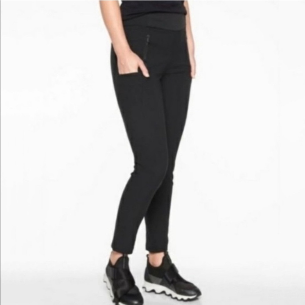 Athleta Headland’s Hybrid tights with side pockets